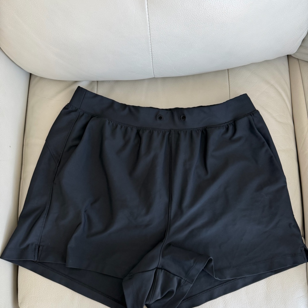 Old Navy Black High-Rise Active Shorts